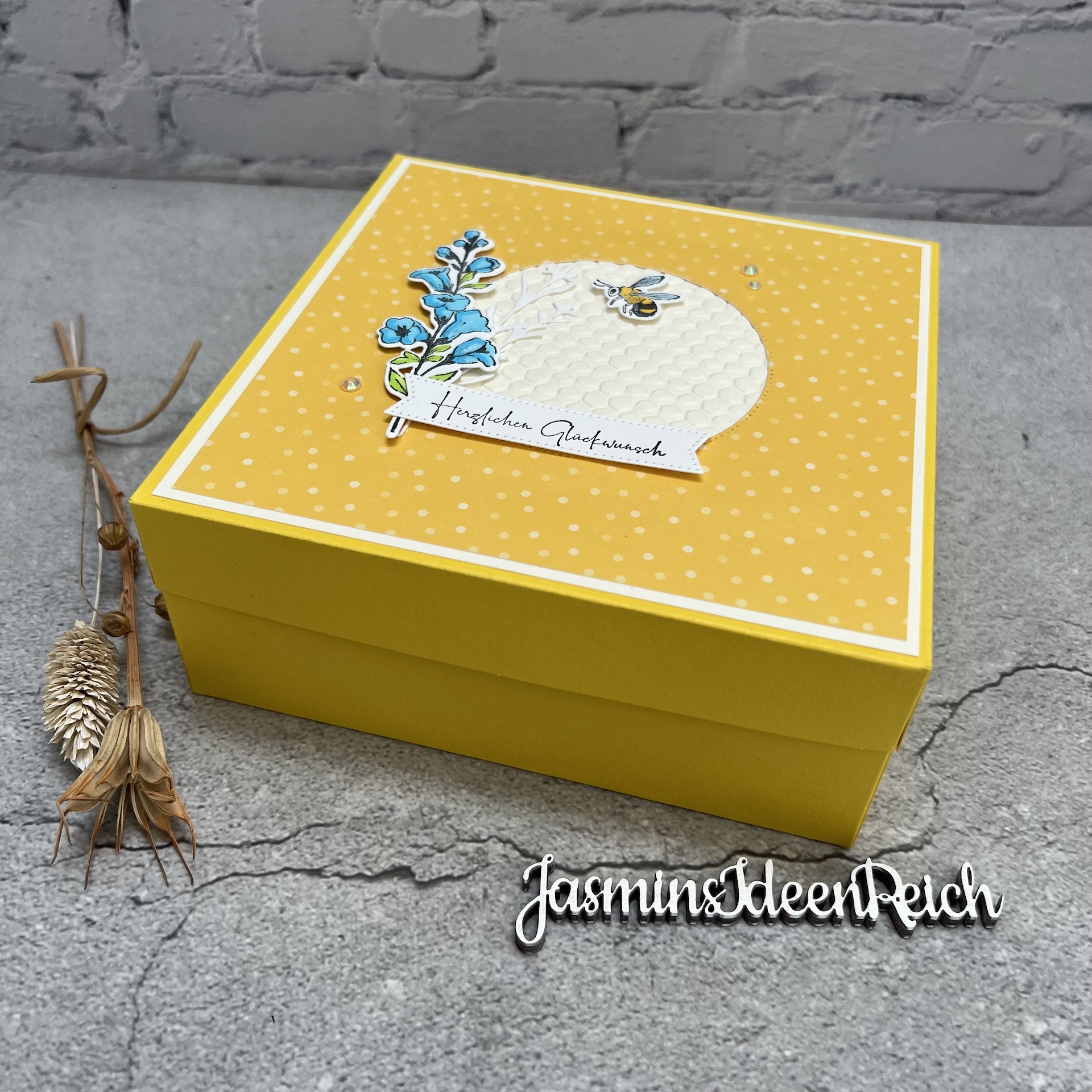 Bienenliebe - Groe Box 1.jpeg